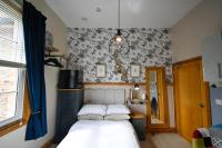 B&B Telford - Cherry Tree Studio - Bed and Breakfast Telford