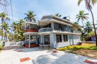 Gintara Beach Homestay by evaddo - B&B