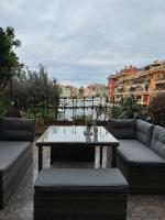 comfortable apartment in an elite area with a beautiful veranda - B&B Port Saplaya