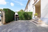 House With Garden