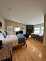 B&B Ucluelet - Pacific Rim Guest Lodge - Adults Only - Bed and Breakfast Ucluelet