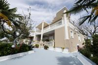Guest House Narta - B&B