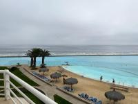 Apartment with Pool View 