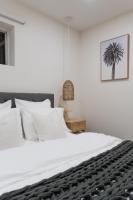 Hills Hideaway - B&B