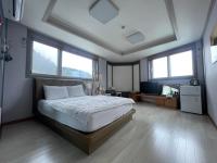 Double Room 1