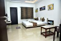 B&B Mahabaleshwar - Cheerful 4 Bedroom Homevilla ( AC DELUXE) - Bed and Breakfast Mahabaleshwar