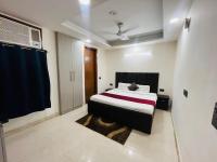 B&B New Delhi - Hotel Saket Place - Near Saket Metro - Bed and Breakfast New Delhi