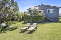 Rockys Beach House - B&B