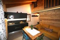 L'abri en ville - parcheggio privato a 100 mt ed accesso con auto nell'area pedonale - B&B