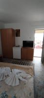 Deluxe Room (2 Adults + 1 Child)