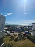 Art Deco Beauty on The Bay Hill - B&B Timaru
