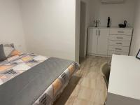 Villa Dimo Topal Luxury Suites with Pool & Jacuzzi - B&B Ocrida