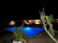 Chalet n * 1 au cœur du maquis - B&B