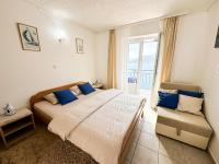 Appartamento Monolocale con Balcone e Vista Mare (2 Adulti)