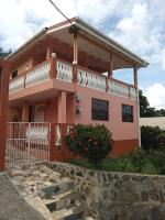 Angie's Cove, modern get-away overlooking Castries - Chambres d’hôtes