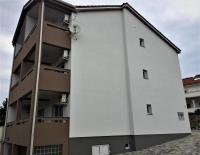 Apartment with Garden View