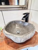 Otter 3 Lodge -Jungle Inspired -Dog Friendly -Private Hot Tub -Warminster-Bath-Salisbury - Chambres d'hôtes Warminster