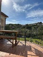Villa Constance 3 Antibes - Spacieux logement en dernier étage - B&B Antibes