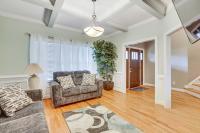 High Point Home about 1 Mi to Oak Hollow Lake! - B&B High Point