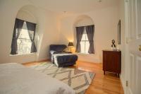 Modern Townhome,boston Vacation,2 Bath,pkg,deck - B&B