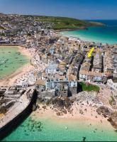 Sandy Feet, St Eia Street. Cosy Cottage + Parking - B&B Saint Ives