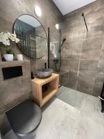 Two-Bedroom Apartment with Lake View