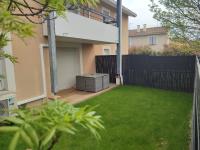 T2 avec jardin Proche AÉROPORT, AIRBUS, MEET (parc des expositions) - B&B Daux