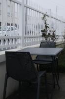 B&B La Rochelle - GuestReady - Monochromatique near the port - Bed and Breakfast La Rochelle