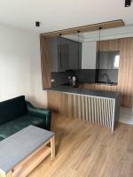 Apartamenty Kielce Klonowa Przystań, rezerwacja 24h - Chambres d’hôtes