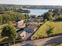 B&B Butgenbach - LAC ACHETTE AU LAC - Bed and Breakfast Butgenbach