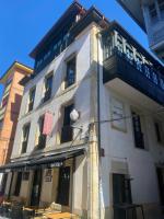Apartamentos Hevia - B&B