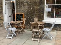 2 bedroom 2 bath 1 ensuite in Roya Asenal beautiful views & parking - B&B Woolwich