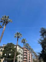 BREATHE LIGURIA - LUCY 1 bedroom and 1 apartment in a newly renovated nineteenth-century building in the historic center near the sea - Chambres d'hôtes La Spezia