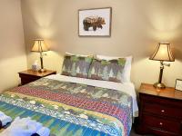 Queen Room with Shared Bathroom