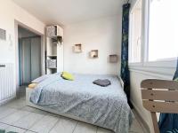 B&B Royat - Joli studio vers les thermes, Anatole France -Royat - Bed and Breakfast Royat