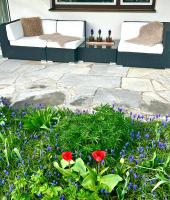 Großes Apartment mit Terrasse und Garten - Bed and Breakfast
