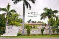 Zuri Holiday Home - B&B