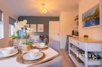 B&B Henley-on-Thames - Stylish 2 Bedroom Apartment Close To The River & Station - Bed and Breakfast Henley-on-Thames