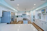 Beach Views- La Playa Paradise - large island home - B&B Port Aransas