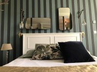 Gite et Chambre d'hotes ClosSaintJoseph - Jacuzzi&Sauna - Piscine ext chauffée - Bed and Breakfast Sainte-Marie-des-Champs