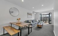 Balcony and Parking 3BR Gem Near Arena by Zodiak Stays - B&B Auckland