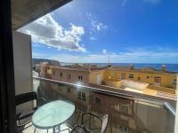 In the center of Los Cristianos - Bed and Breakfast