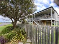 Bungalow by the River - B&B Shoalhaven Heads