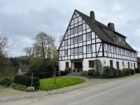 B&B Meschede - Ferienhof Kotthoff am Hennesee - Bed and Breakfast Meschede