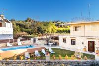 Stone Villa Alfa with private pool - B&B Alfá