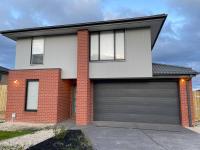 Empty Boat - Spacious 5 Bedroom Entire Modern home in Wallan - B&B