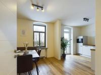 Royal Apart Chemnitz 1 - Terrasse nahe Zeisigwald - B&B Chemnitz