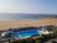 Appartement face mer 1 etoile - WIFI - Le Remblai - Bed and Breakfast Les Sables-d'Olonne
