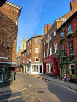 50a Low Petergate - B&B