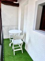 Vittoria Holiday House - Tulip Apartment and Tulip Room - Chambres d'hôtes Stresa